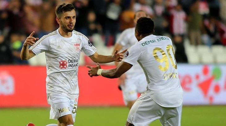 Emre Kılınç transferinde Beşiktaş, Fenerbahçe ve Galatasaray'ı geride bıraktı!