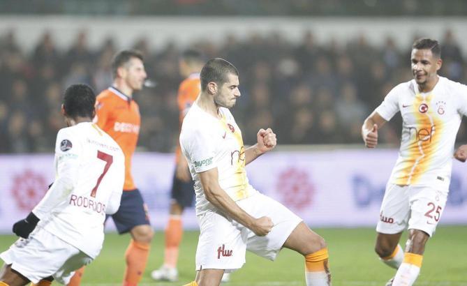 Eren Derdiyok gollerine devam ediyor