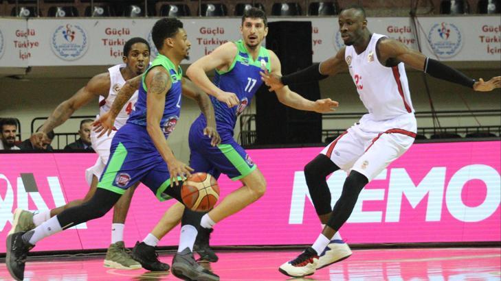 TOFAŞ, Gaziantep Basketbol'u farklı geçti: 66-79