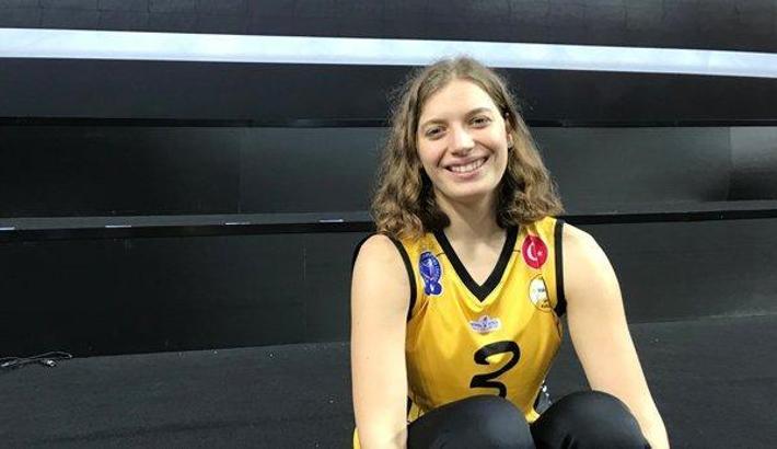 Cansu Özbay: Zirvede kalmak için çok çalışacağız