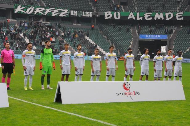 Menemenspor'da Kocaelispor galibiyeti ilkleri yaşattı