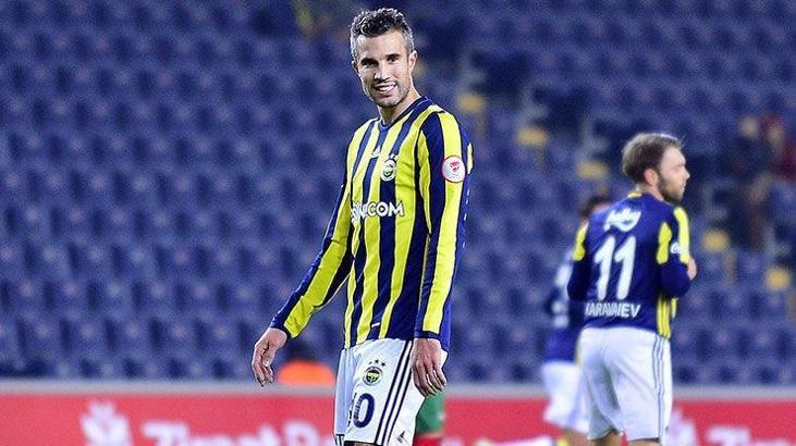 Van Persie ilk maçta sahada!