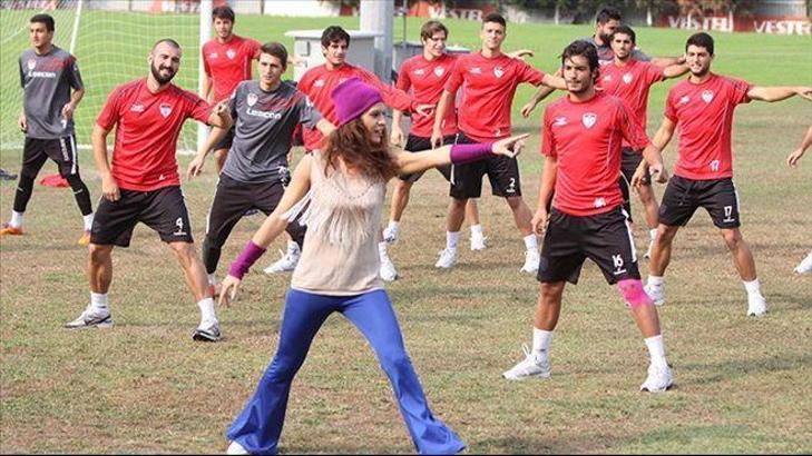Tarzanlar'a danslı idman