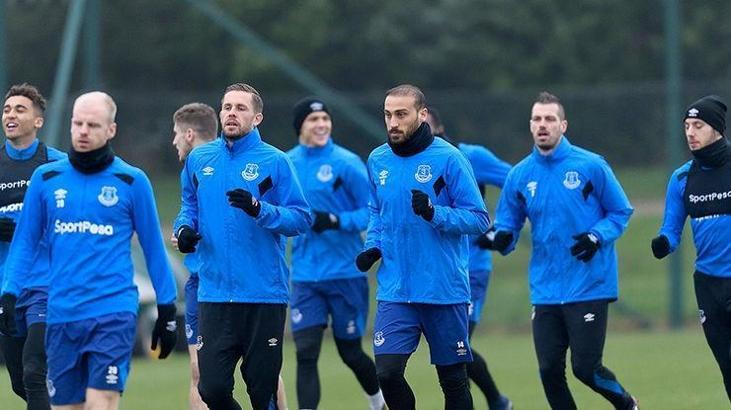 Şenol Güneş Cenk Tosun'u izlemeye gidiyor