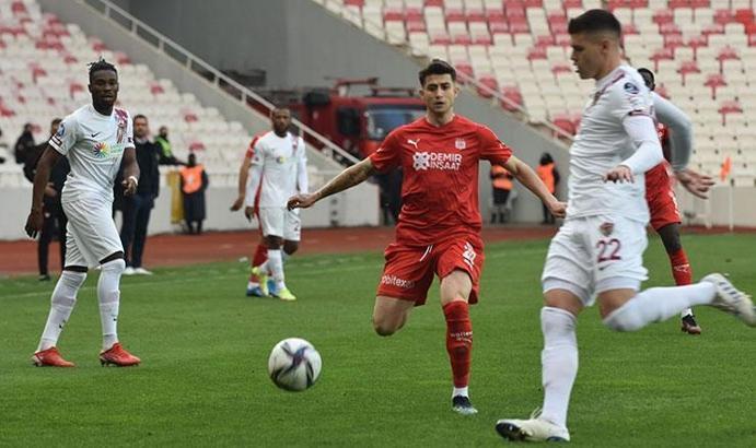 (ÖZET) Sivasspor-Hatayspor maç sonucu: 4-0