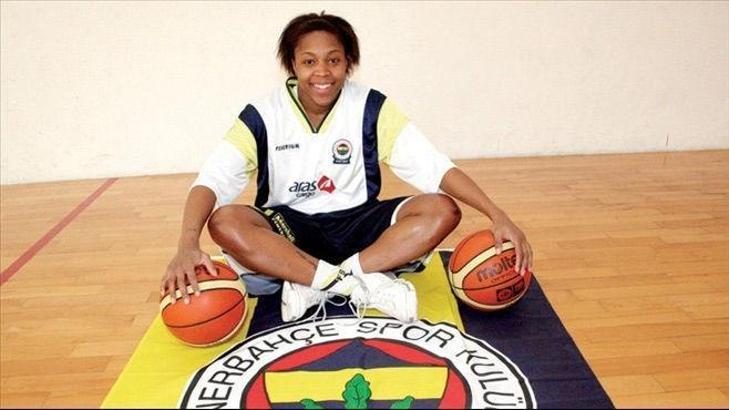 Pondexter, kariyerini Avustralya'da sürdürecek