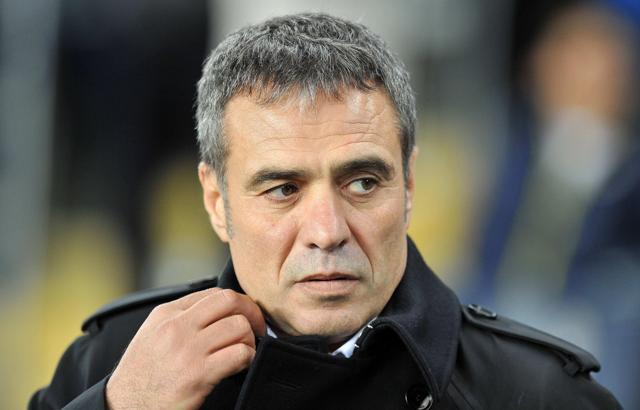 Ersun Yanal'ın teknik direktörlük kariyeri! Ersun Yanal kimdir?