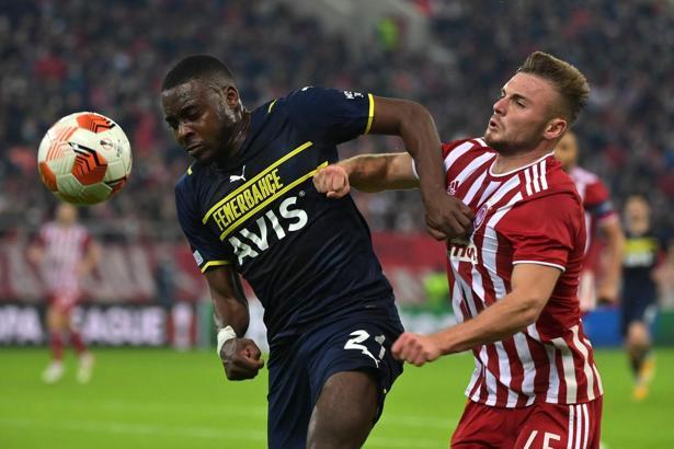 Bright Osayi-Samuel: Hocamız nerede görevlendirirse orada oynarım
