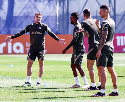 Newcastle United için transfer iddiaları bitmiyor! Son isim Kieran Trippier