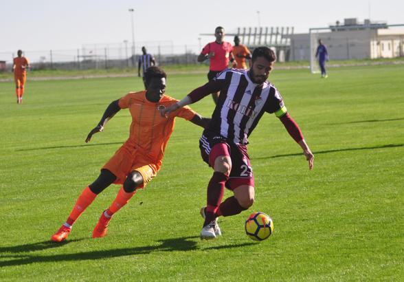 Aytemiz Alanyaspor hazırlık maçında Elazığspor'a 2-0 mağlup oldu