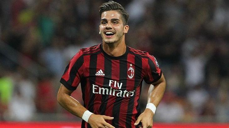 Cenk Tosunlu Everton Andre Silva'nın peşinde