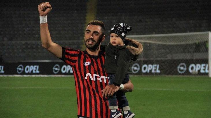 Galatasaray'da sol bekin son adayı Uğur Çiftçi