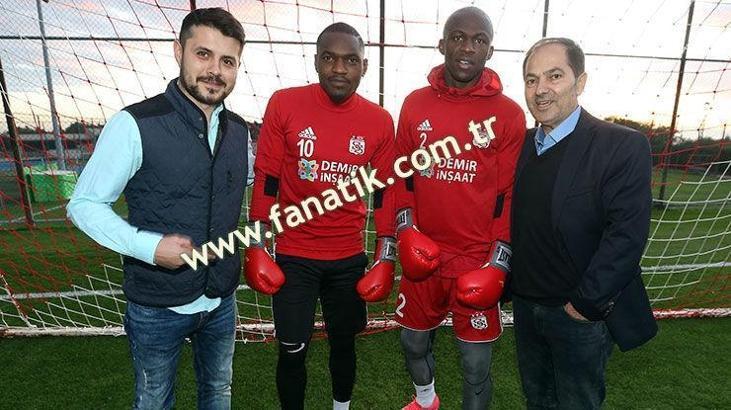 Sivasspor'un golcüleri Bifouma ve Kone, rakiplerine meydan okudu!