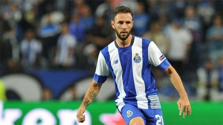 Fenerbahçe'de Layun transferi Telles'e bağlı