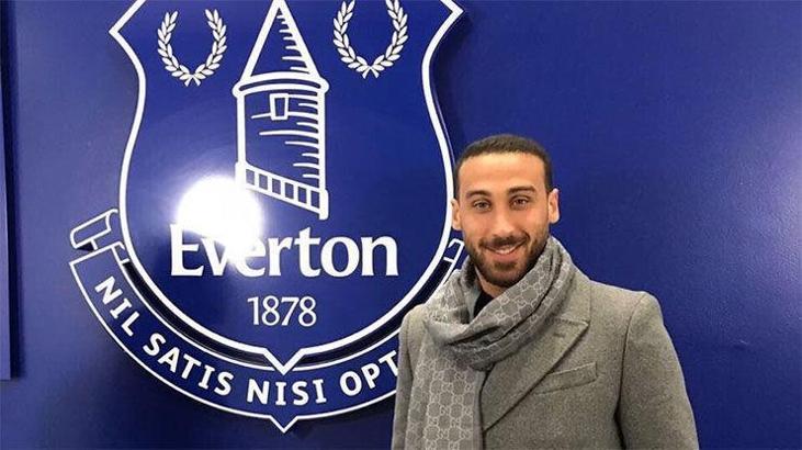Everton Cenk Tosun'u resmen açıkladı