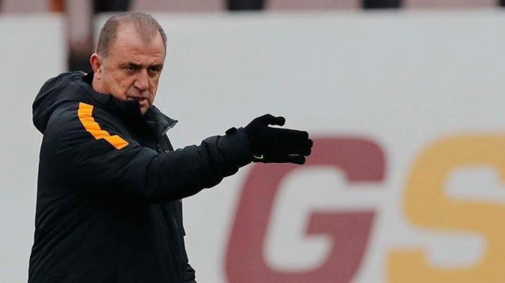 Fatih Terim sordu! 2000 grubu nerede?