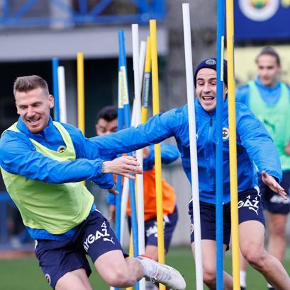 Fenerbahçe'de önce idman, sonra yolculuk!