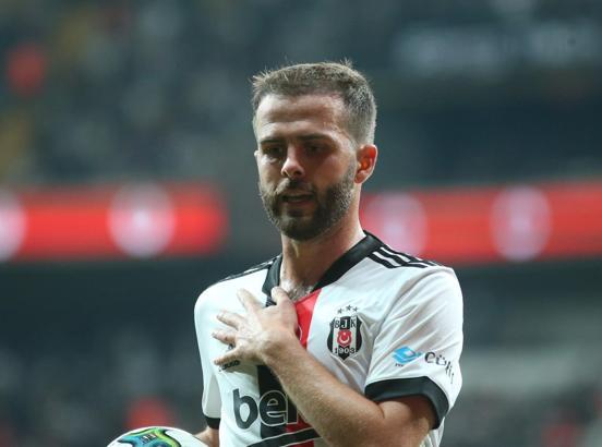 Beşiktaş'ta Pjanic Ajax maçıyla dönüyor