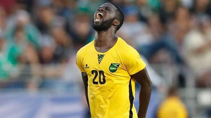 Lawrence'ın menajeri, Fenerbahçe'yi doğruladı