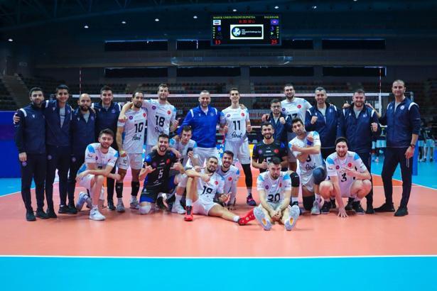 Halkbank'tan 8'de 8