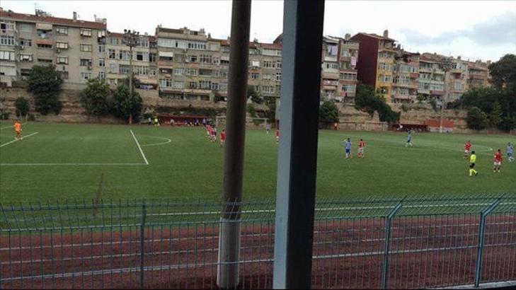 Halide Edip zor durumda