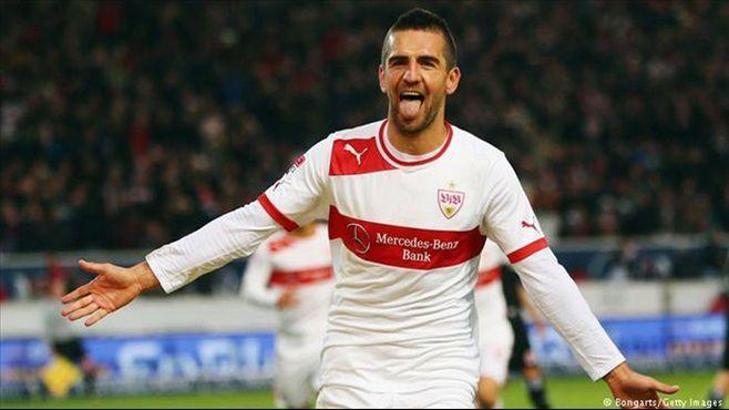 Vedat İbisevic direkten dönmüş