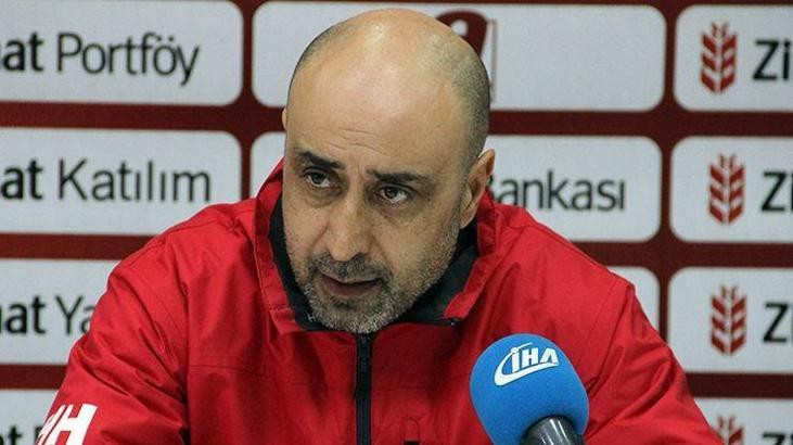 Tolunay Kafkas, Almanya'da Türk antrenörlerle buluştu