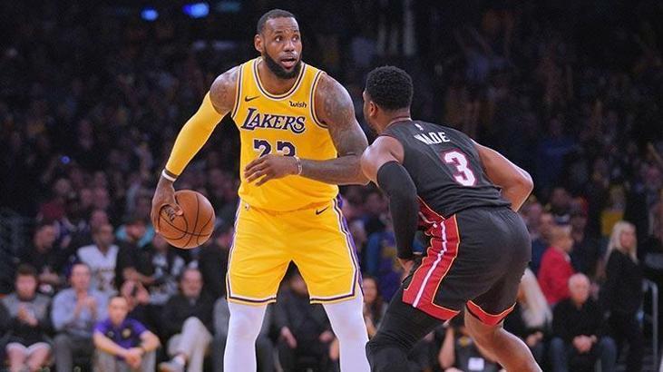LeBron ve Kuzma galibiyeti getirdi