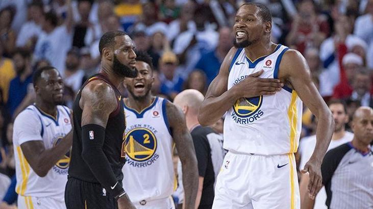 Golden State Warriors, Cleveland Cavaliers'ı devirdi
