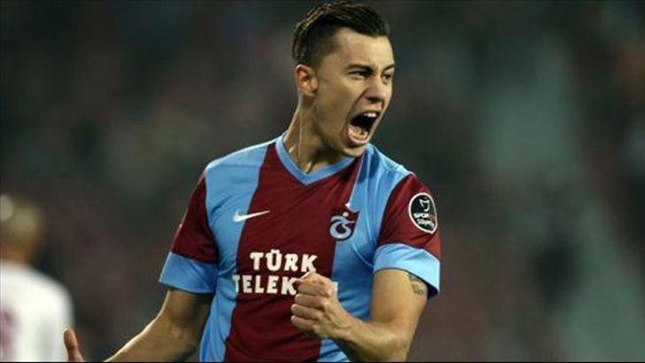 Emre Güral, Trabzonspor'da kaldı