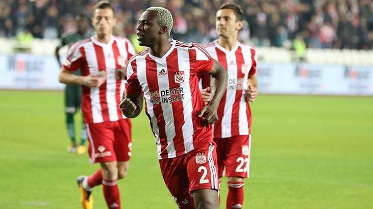 Sivasspor'un vazgeçilmezi Arouna Kone oldu
