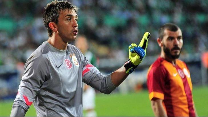 Kedi değil Muslera!