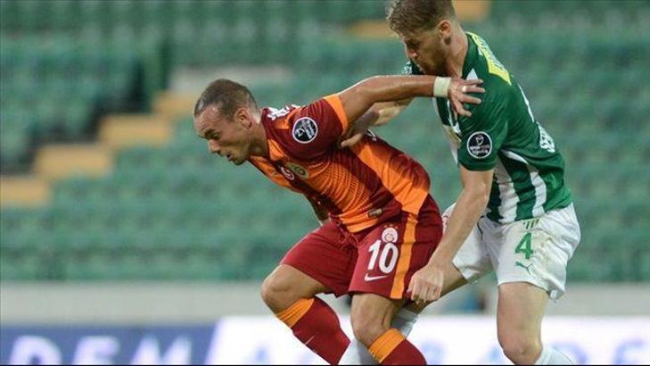 Sneijder yine kayıp