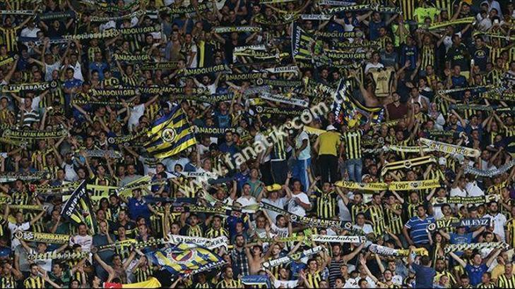 Tribünlerde farklı uygulama