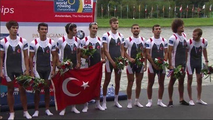 Kürekçiler tariz yazdı!