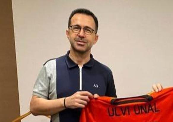 Sinan Öznur: Futbolu yönetmek zorlaşıyor