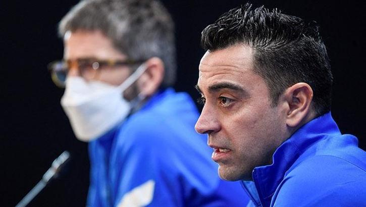 Xavi: Coutinho'nun öz güvenini geri kazanması gerekiyor