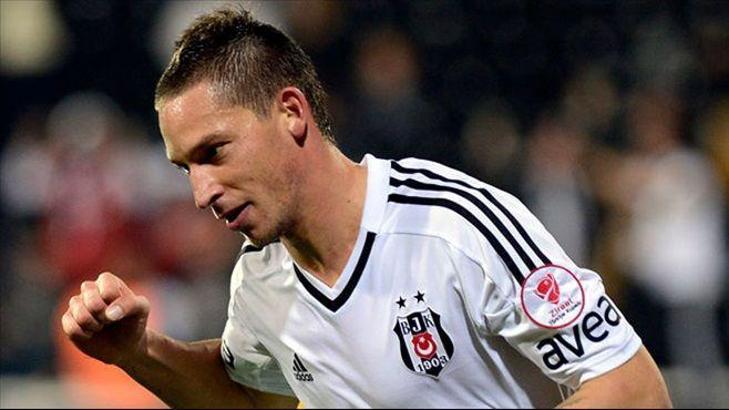 Holosko resmen Çaykur Rize'de!