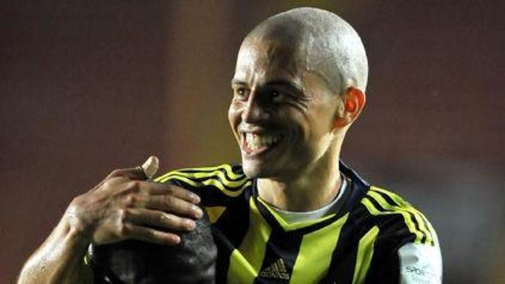 3000. gol Alex'den