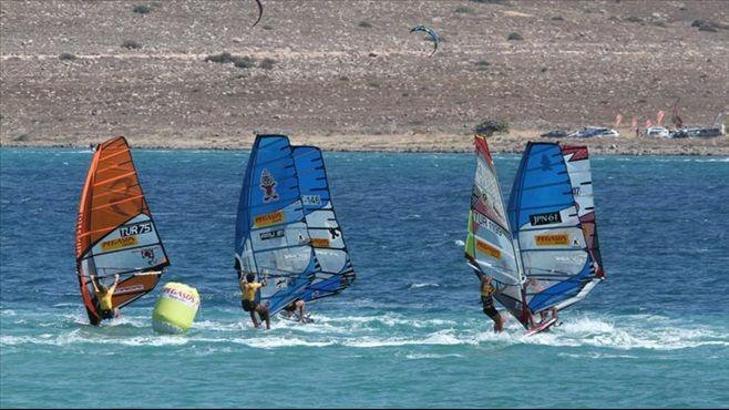 Pegasus Airlines PWA Windsurf Dünya Kupası Alaçatı'da başladı