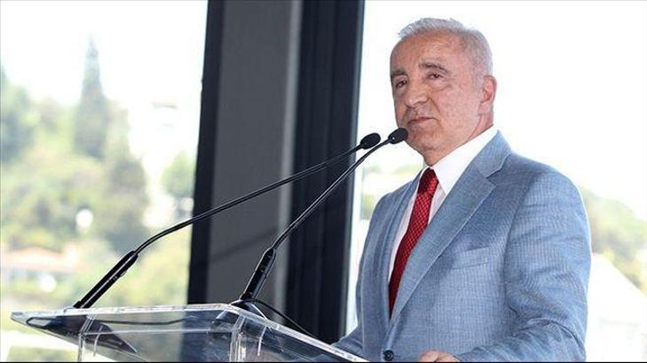 Ünal Aysal: Önemli olan spor ve dostluk