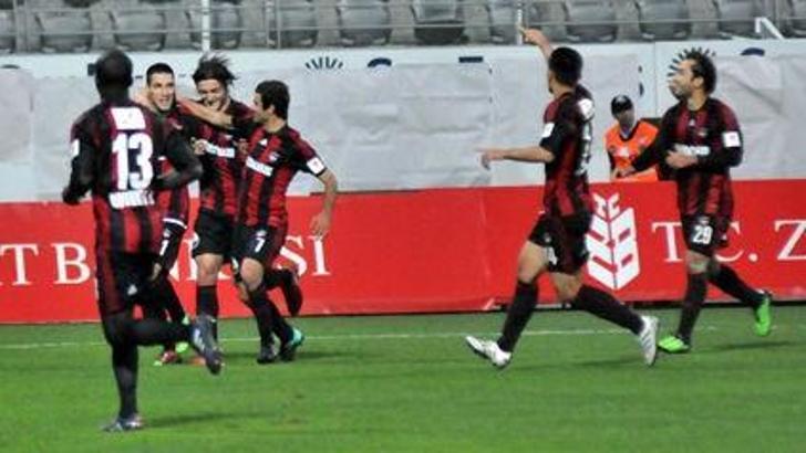 Gaziantepspor hız kesmiyor