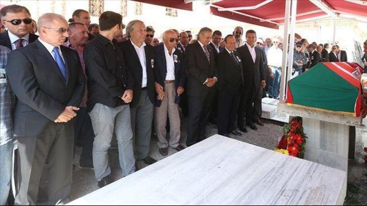 Cenaze bile yakınlaştıramadı