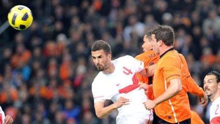 İlk 11'de sadece Serdar