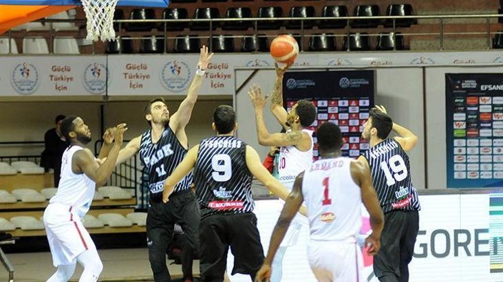 Gaziantep Basketbol : 65 - PAOK : 77