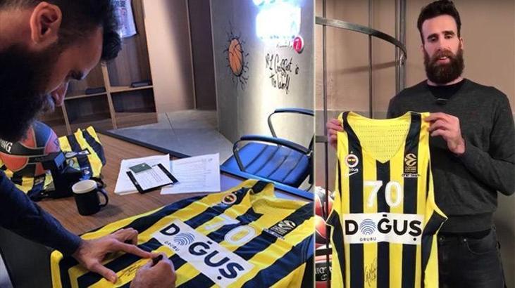 Luigi Datome'nin imzalı forması açık artırmada