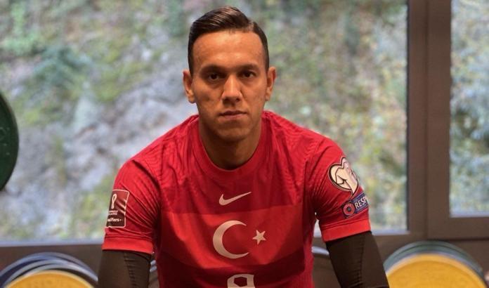 Beşiktaşlı Josef de Souza'dan A Milli Takım'a destek... Türkiye forması giydi!