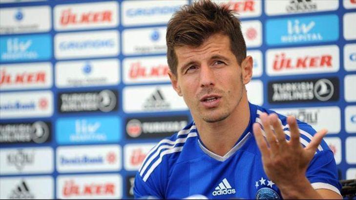 Papa'dan Emre'ye davet