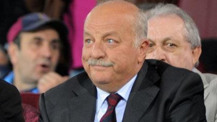 Sadri Şener'i sıkıntı bastı