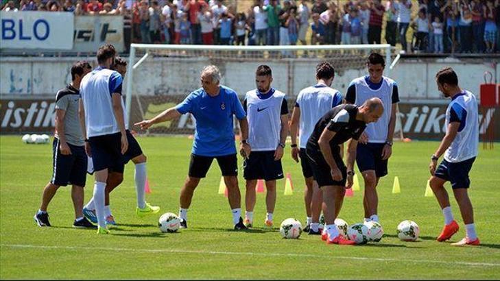 Trabzonspor'da 7 isim kadro dışı